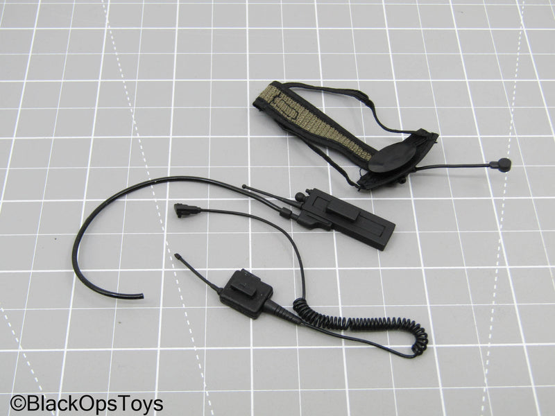Load image into Gallery viewer, Black Radio w/Headset
