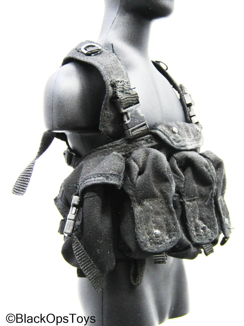 Load image into Gallery viewer, Black Chest Rig (Hot Toys)
