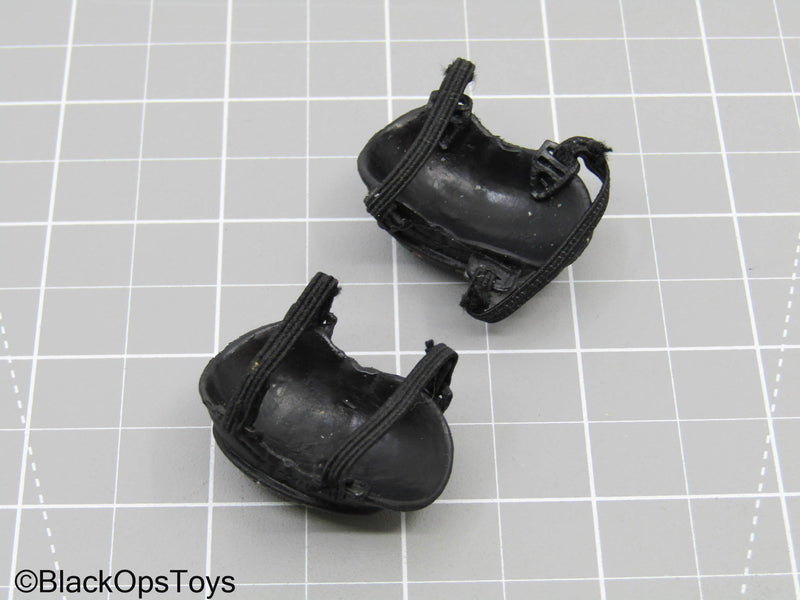 Load image into Gallery viewer, Black Knee Pads (Dragon)
