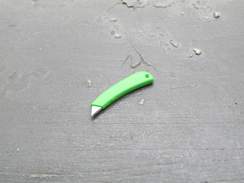 Load image into Gallery viewer, Gustavo Fring - Green Box Cutter
