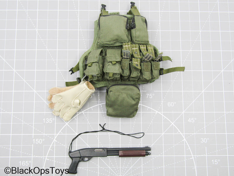 Load image into Gallery viewer, OD Green USMC MEU Tactical Vest Set w/Gloves &amp; Shotgun (Hot Toys)
