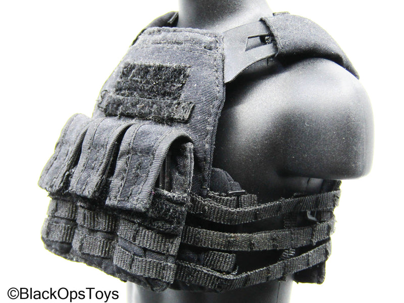 Load image into Gallery viewer, Black MOLLE Jumpable Plate Carrier w/Mag Set
