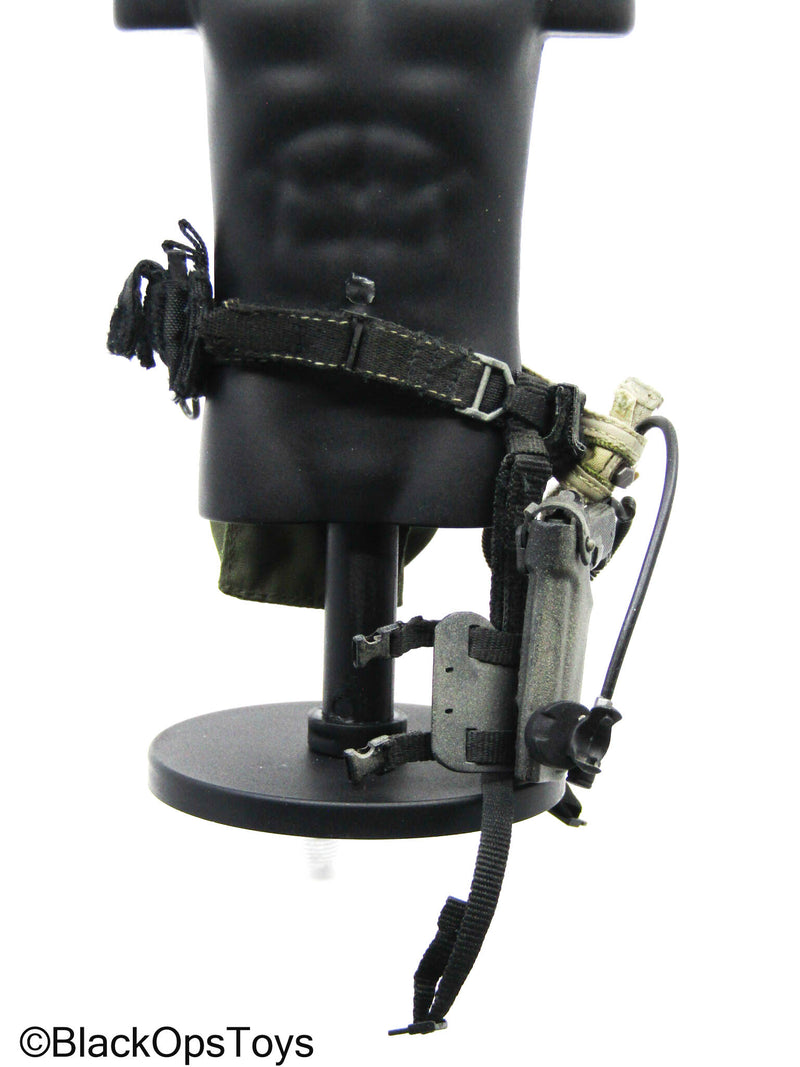 Load image into Gallery viewer, Black M1911 Pistol w/Left Handed Drop Leg Holster &amp; Belt Set
