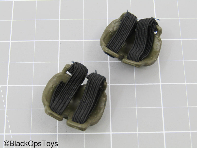 Load image into Gallery viewer, Green Knee Pads (21st Century Toys)
