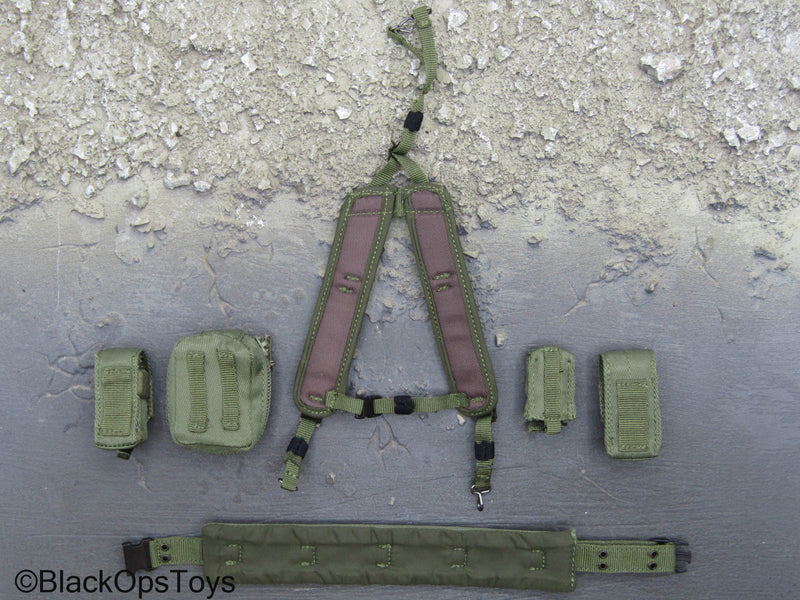 Load image into Gallery viewer, The Division 2 - Brian Johnson - Green Belt w/Y-Harness &amp; Pouch Set
