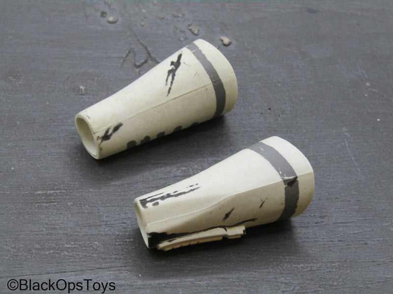 Load image into Gallery viewer, Custom - Star Wars Clone Trooper White Wrist Guauntlets
