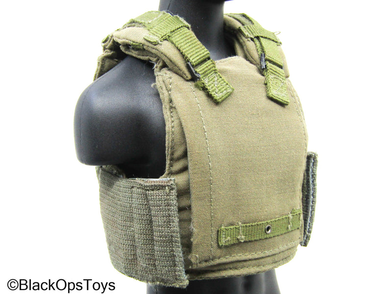 Load image into Gallery viewer, Olive Green Plate Carrier Vest (Hot Toys)
