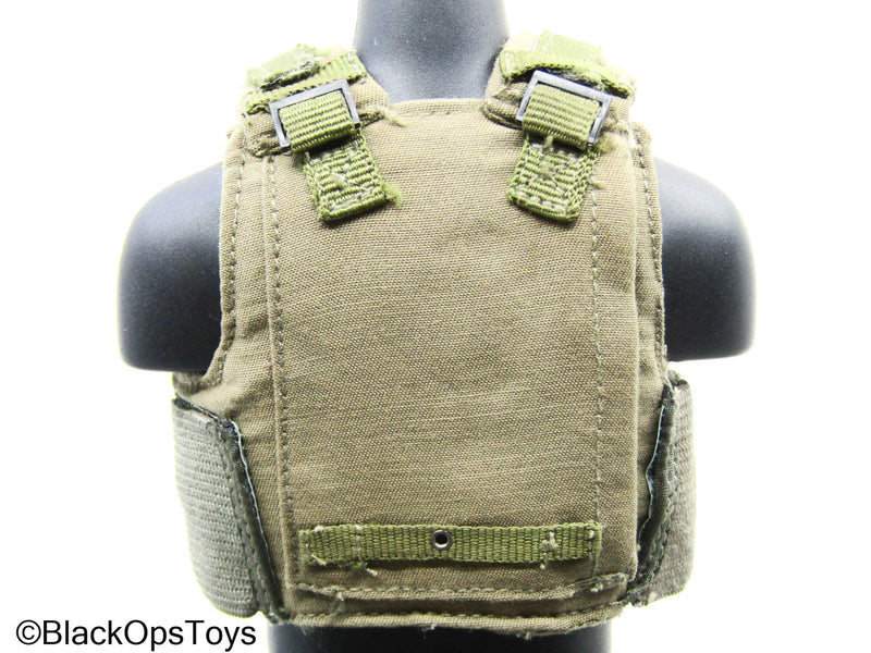 Load image into Gallery viewer, Olive Green Plate Carrier Vest (Hot Toys)
