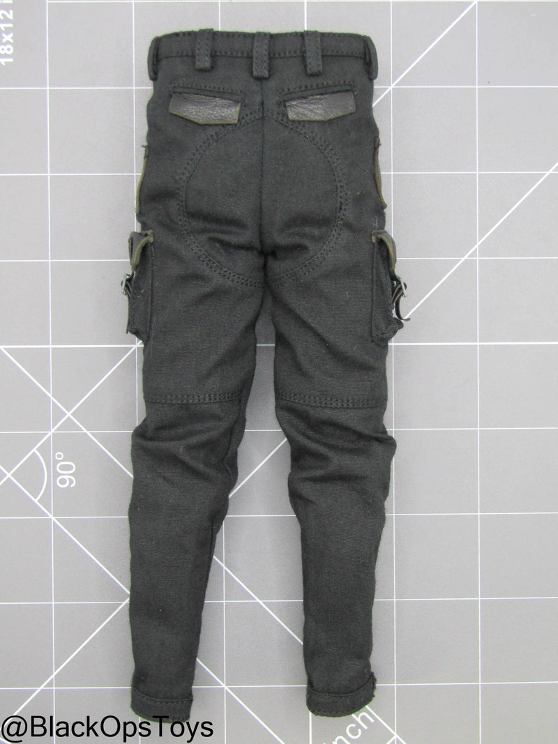 Load image into Gallery viewer, Spade 8 Archibald - Black Combat Pants
