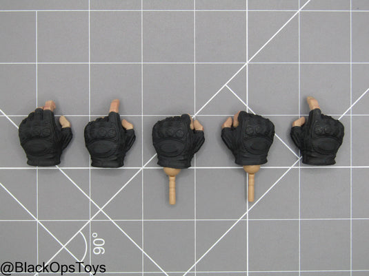 Spade 8 Archibald - Black Gloved Hand Set