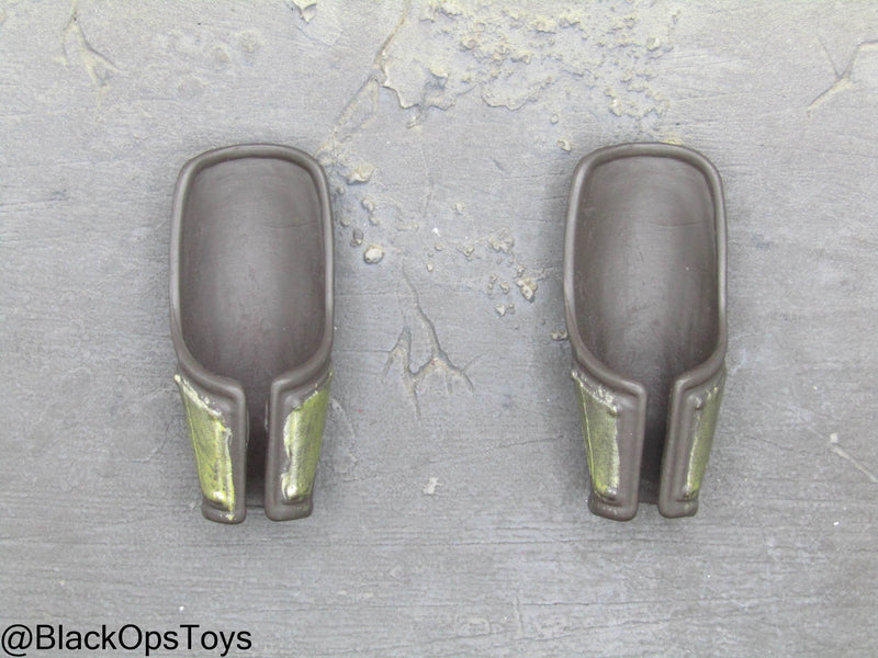 Load image into Gallery viewer, Greek Warrior Troy - Metal Armor Set w/Shield &amp; Sword Type 1
