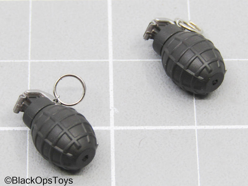Load image into Gallery viewer, Black Grenade Set (Soldier Story)
