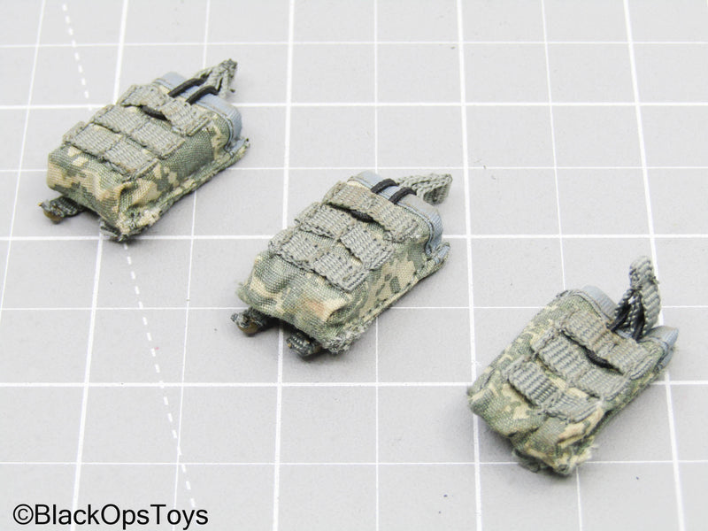 Load image into Gallery viewer, ACU 7.62 Mag Pouch Set (Hot Toys)
