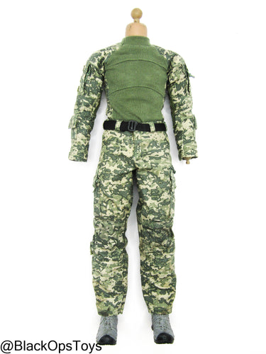 Male Base Dressed Body w/ACU Camo Uniform & Grey Boots (Peg Type)
