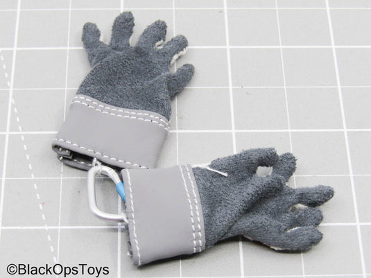 Grey Fast Rope Gloves w/Carabiner (Soldier Story)