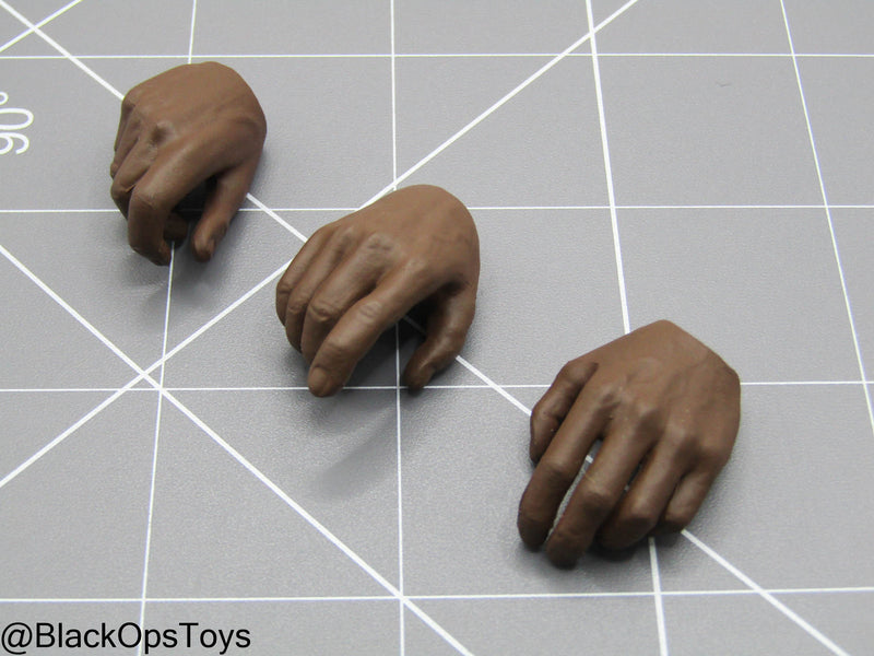 Load image into Gallery viewer, Lucius Fox - African American Male Right Trigger Hand Set
