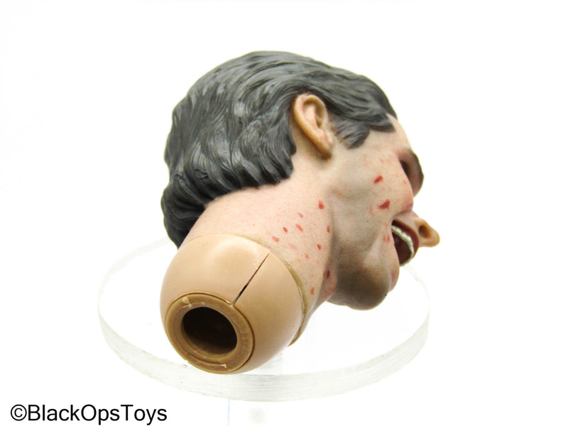Load image into Gallery viewer, Mental Patient - Male Bloody Screaming Head Sculpt
