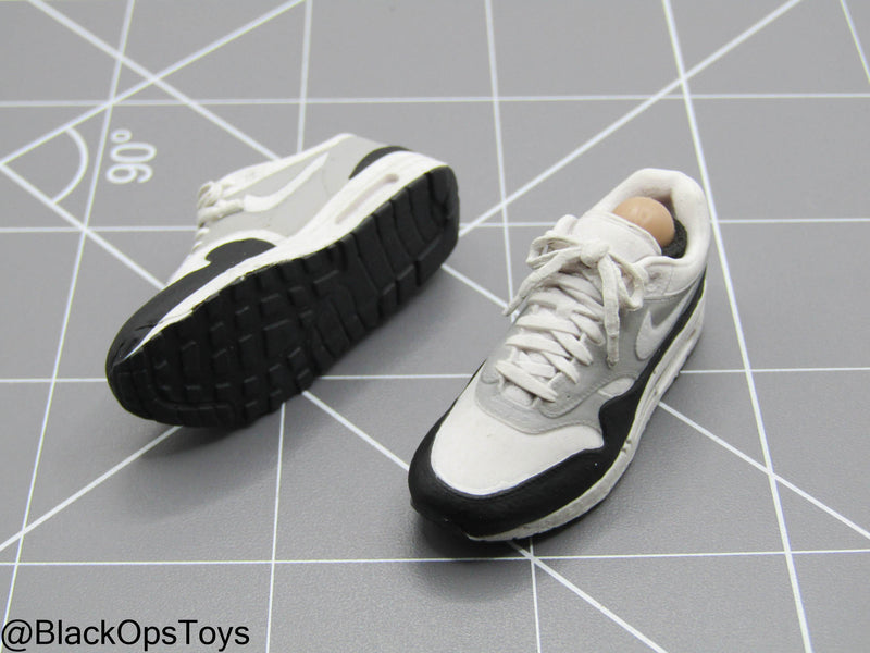 Load image into Gallery viewer, Female White &amp; Black Sneaker Shoes (Peg Type)
