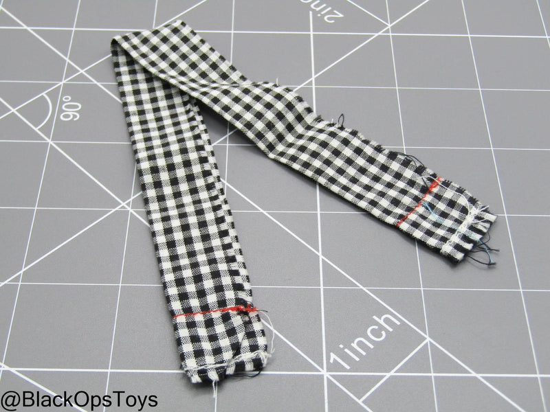 Load image into Gallery viewer, Black &amp; White Checkered Scarf
