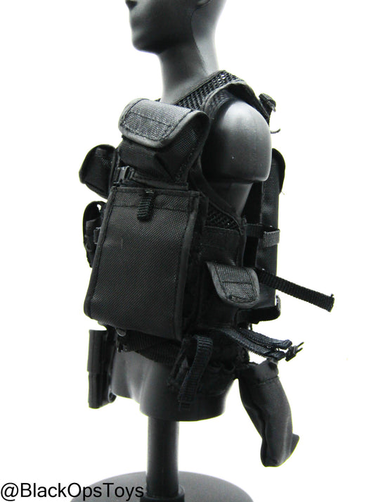 Black Survival Vest w/Pouches