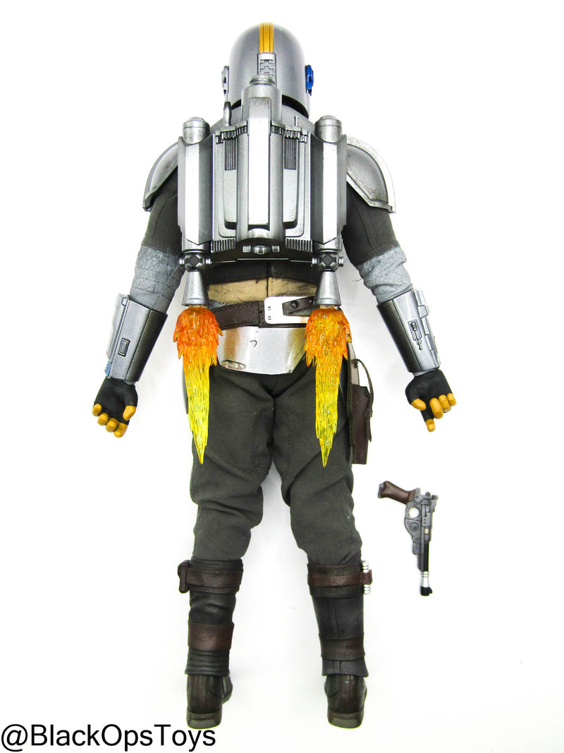 Load image into Gallery viewer, Star Wars - Custom Mandalorian Dressed Body (Hot Toys)
