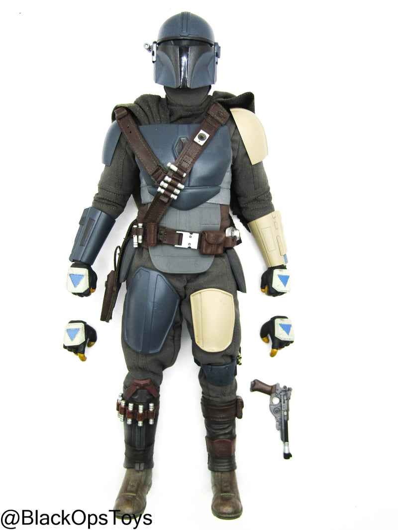 Load image into Gallery viewer, Star Wars - Custom Mandalorian Dressed Body (Hot Toys)
