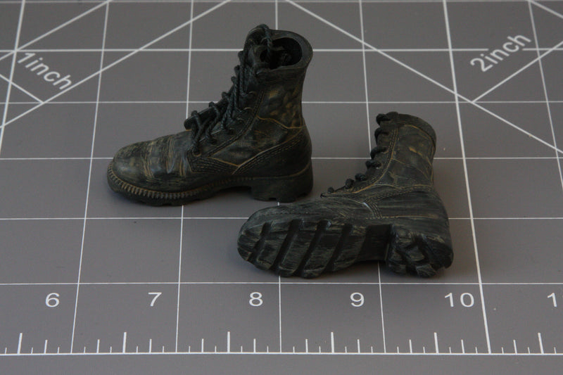 Load image into Gallery viewer, BAM 1/6 Hot Toys Black Altima Boots (Weathered) (Foot Type)
