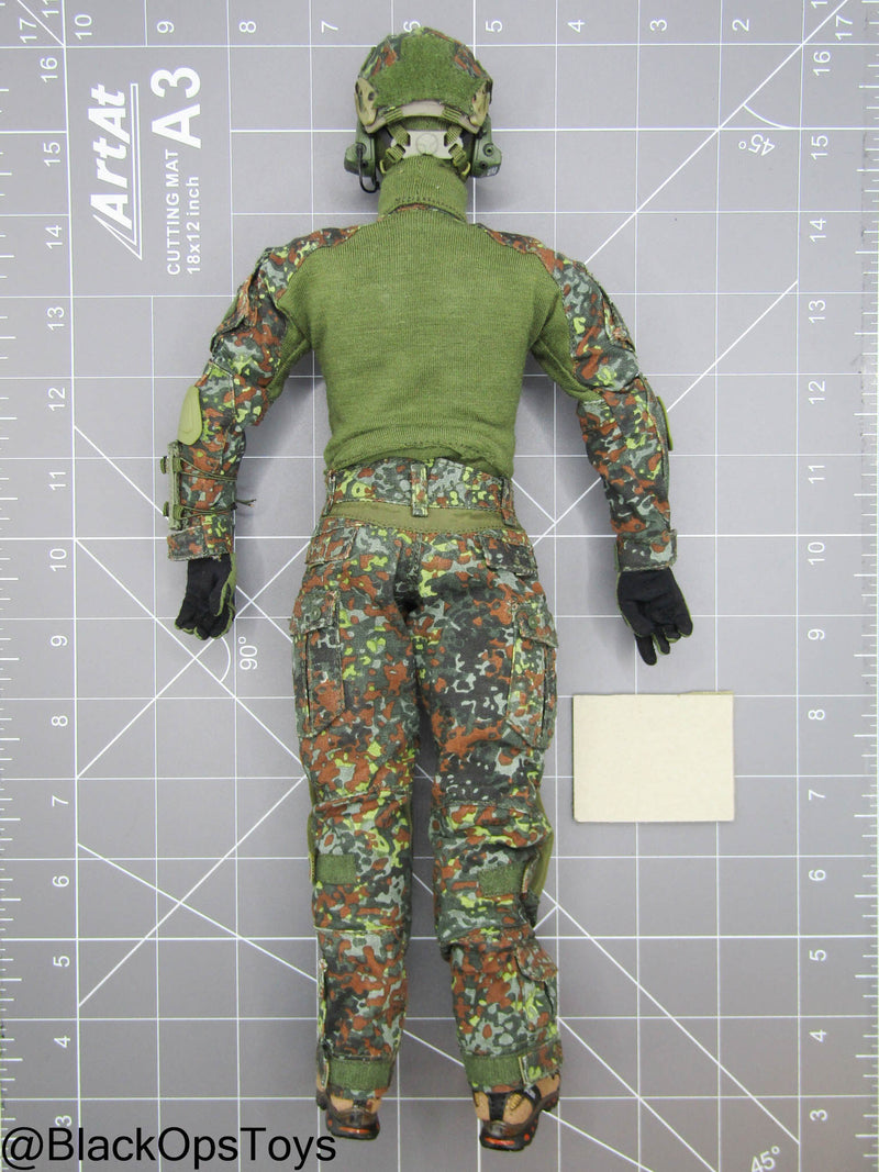 Load image into Gallery viewer, German - Male Dressed Body w/Headsculpt (Soldier Story)
