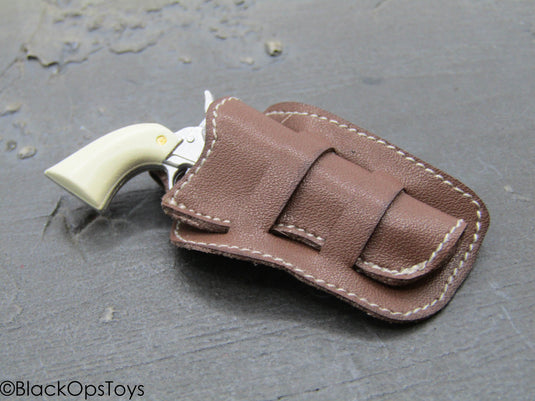 Doc Holiday - Revolver w/Brown Leather-Like Belt & Holster