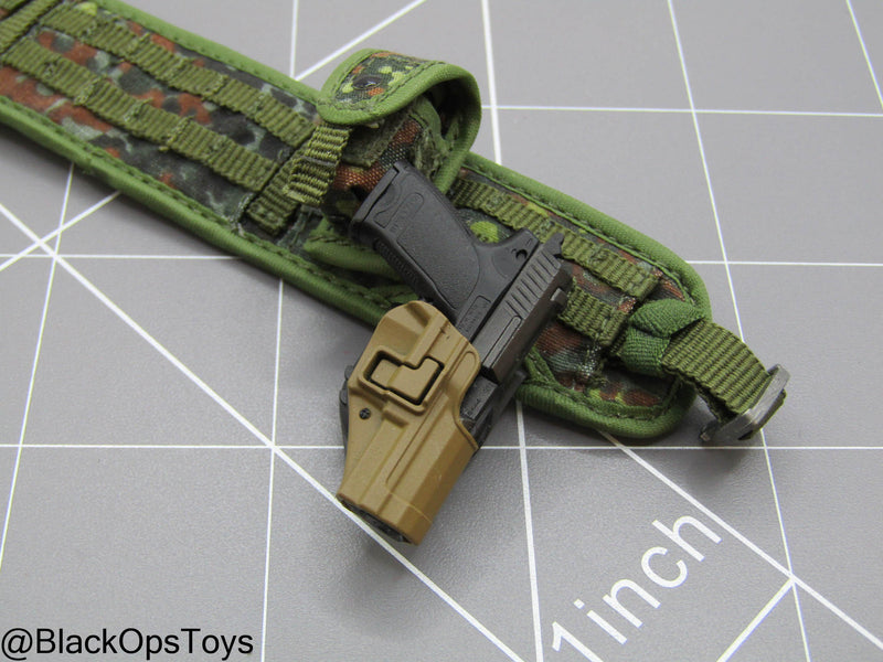 Load image into Gallery viewer, German - Flecktarn Camo Battle Belt w/Pistol (Soldier Story)
