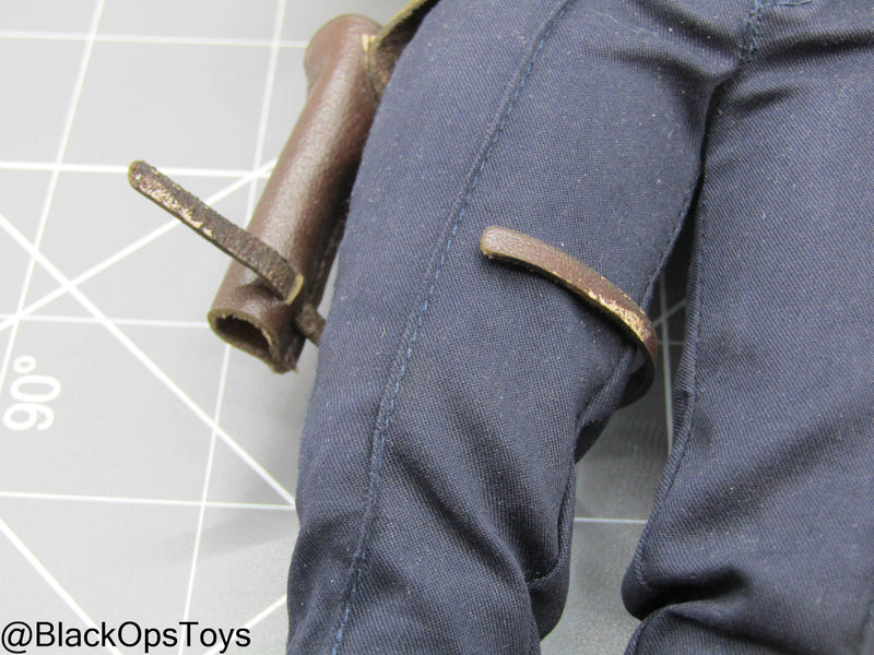 Load image into Gallery viewer, Star Wars - Han Solo Dressed Body w/DL-44 Blaster (READ DESC)
