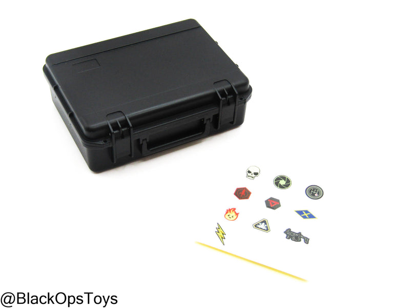 Load image into Gallery viewer, Compact Weapon Series 2 - Black Weapon Case w/Sticker Set

