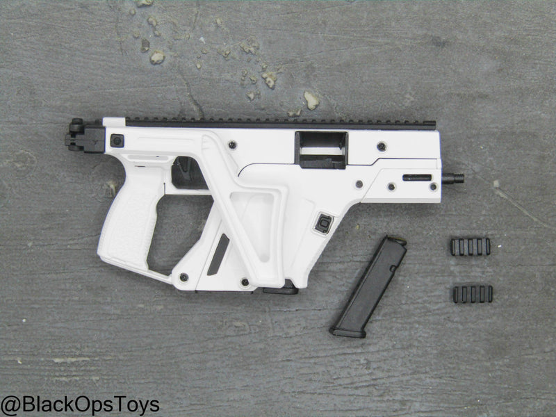 Load image into Gallery viewer, Compact Weapon Series 2 - White Vector SMG (D)
