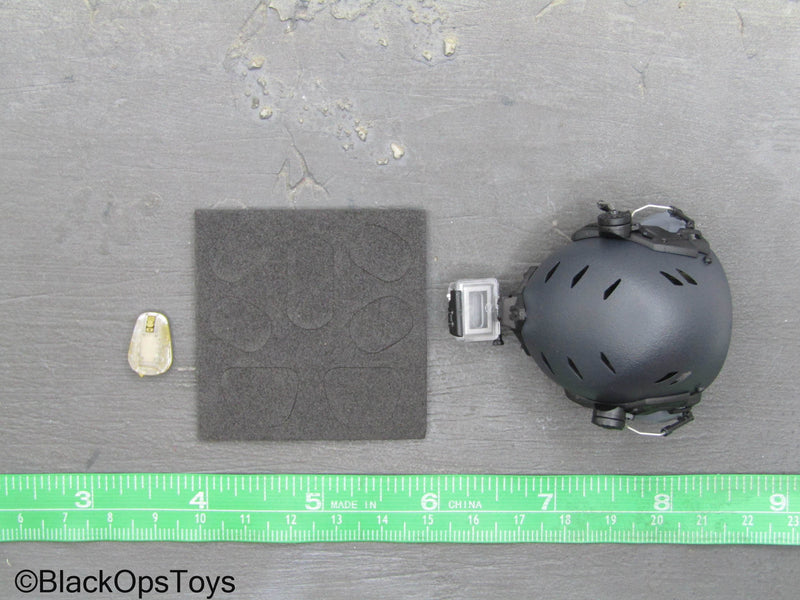 Load image into Gallery viewer, PMC Field RECCE - Black Helmet w/Headphones
