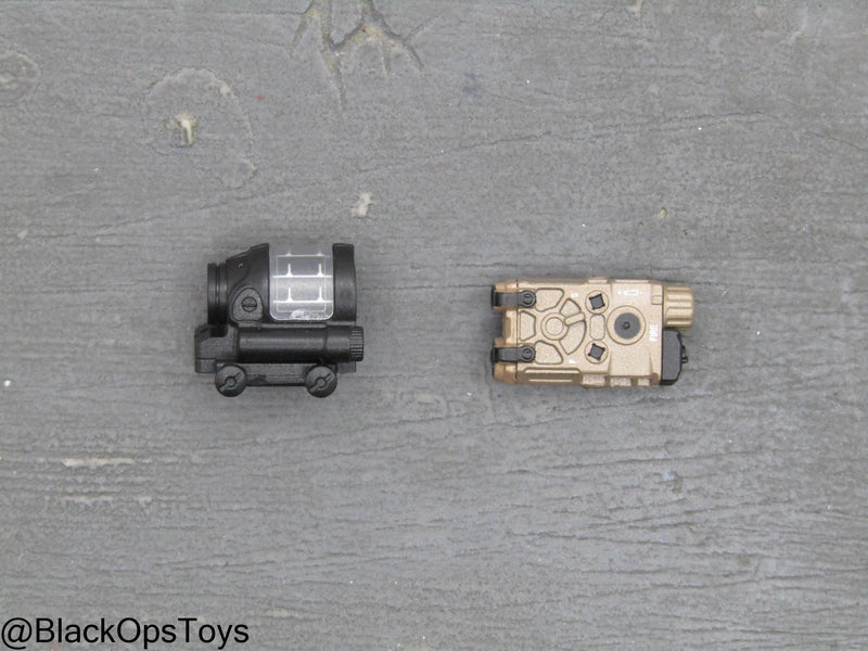 Load image into Gallery viewer, Compact Weapon Series 2 - Black Trijicon SRS Sight w/Bronze PEQ

