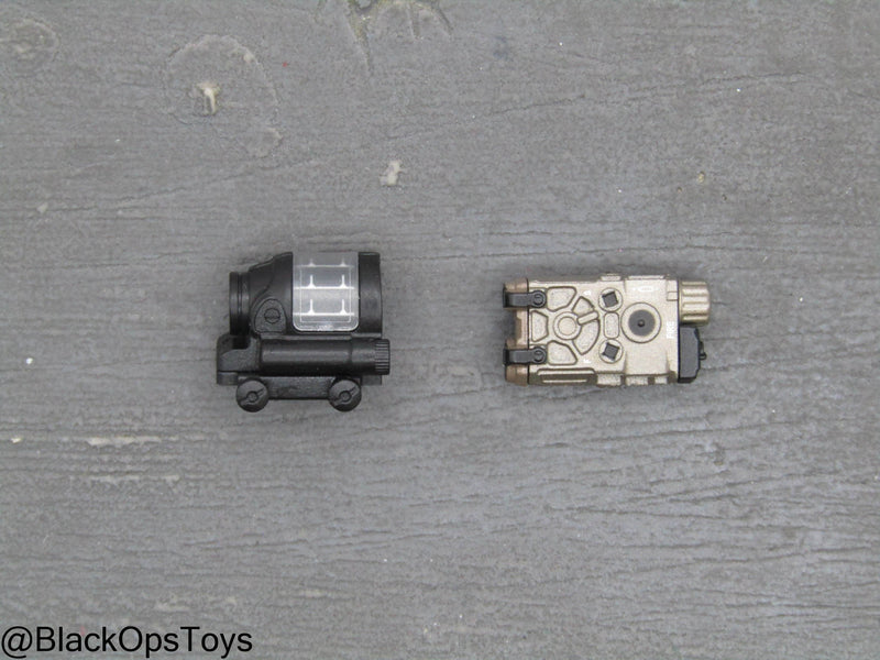 Load image into Gallery viewer, Compact Weapon Series 2 - Black Trijicon SRS Sight w/Bronze PEQ
