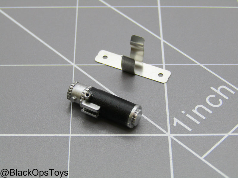 Load image into Gallery viewer, Star Wars - Han Solo - Comlink w/Holster
