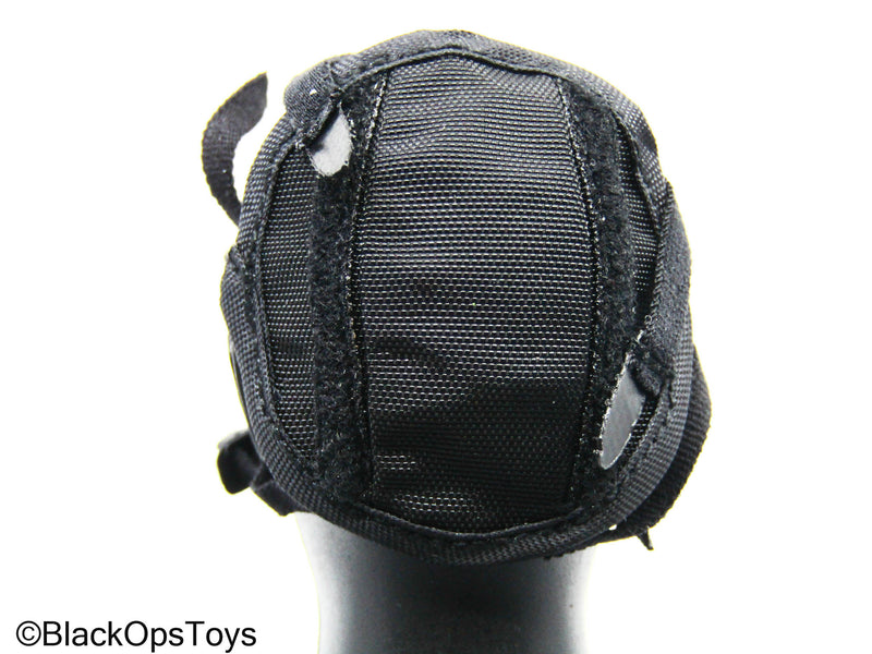Load image into Gallery viewer, Agent Hugh Laphroaig Gas Mask (DAM Toys)
