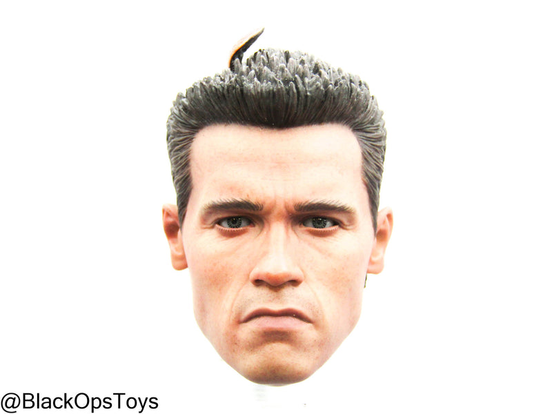 Load image into Gallery viewer, Male Battle Damaged T-800 Headsculpt w/PERS
