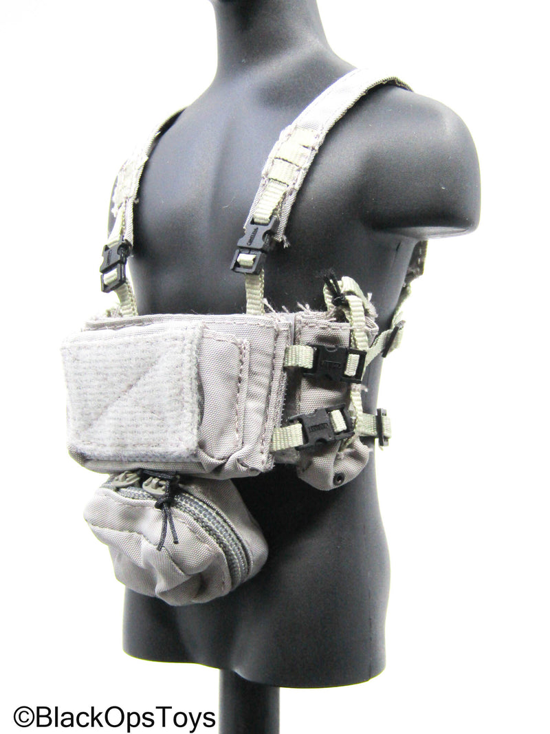 Load image into Gallery viewer, Grey Tactical Chest Rig w/Pouch
