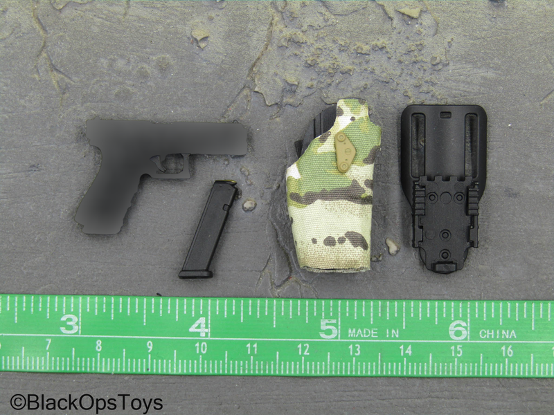 Load image into Gallery viewer, NSWDG Infiltration Team - Pistol w/Holster
