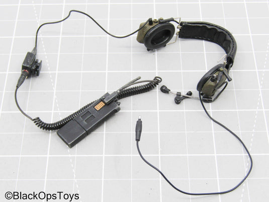 Black Radio w/Olive Green Headset (Hot Toys)