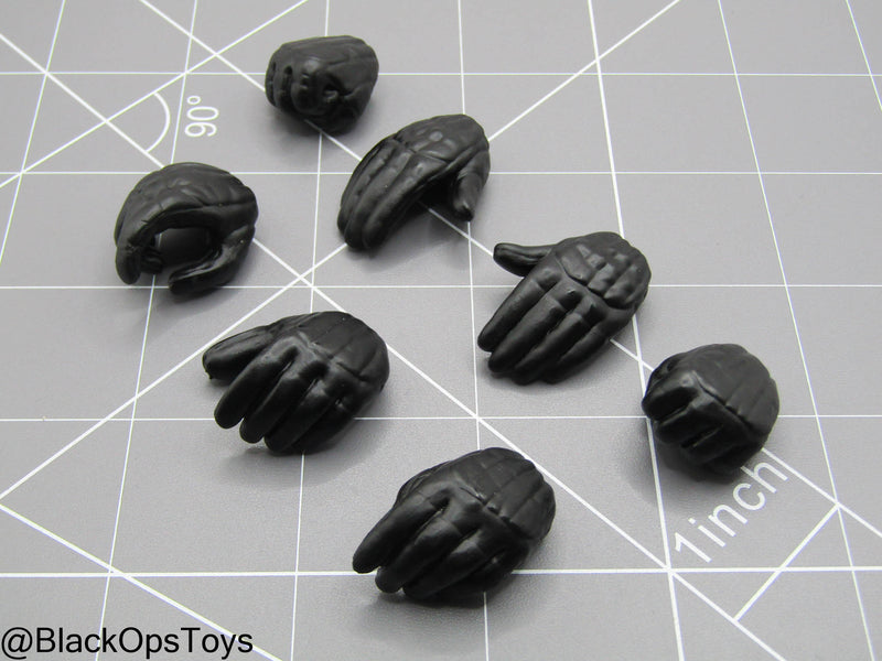 Load image into Gallery viewer, Star Wars - Black Gloved Hand Set
