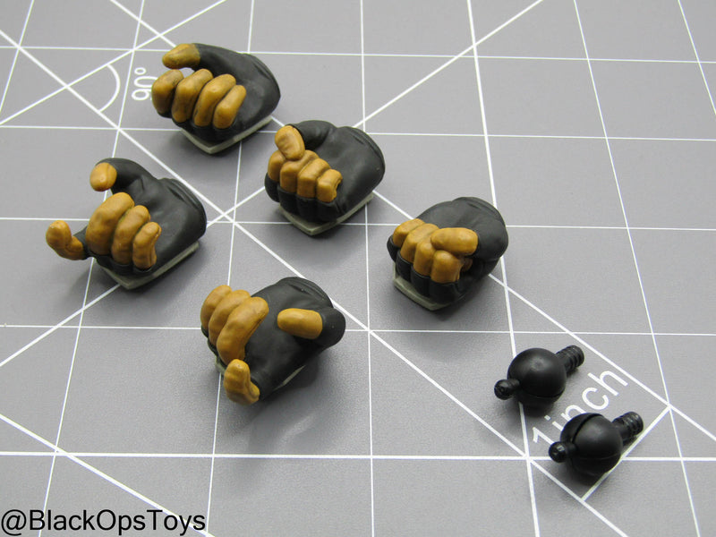 Load image into Gallery viewer, Star Wars - Gloved Hand Set
