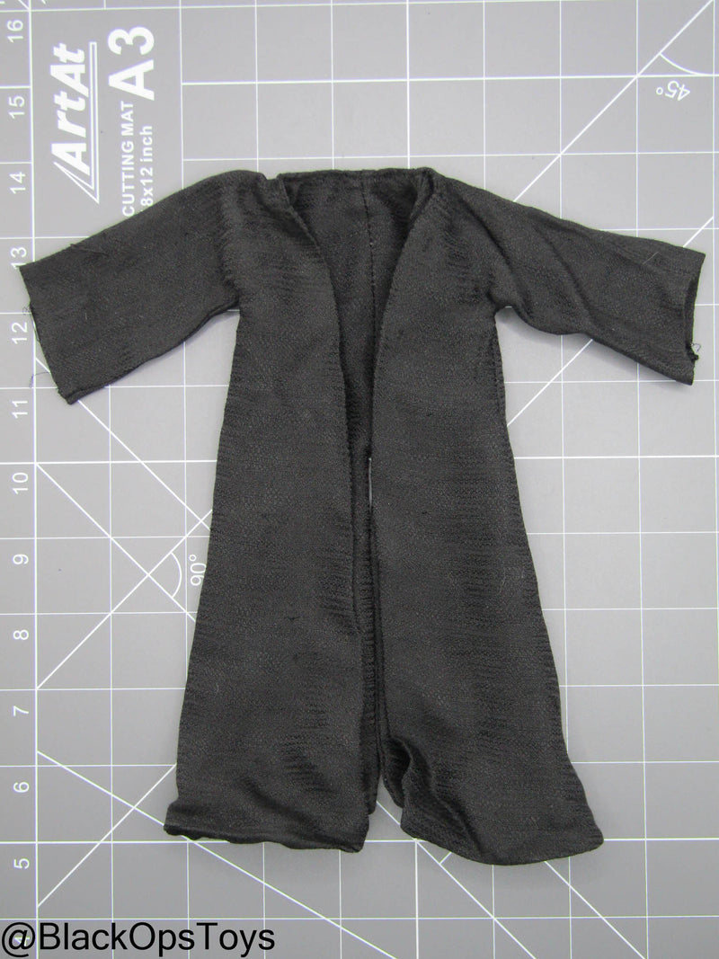 Load image into Gallery viewer, Star Wars - Black Wired Robe
