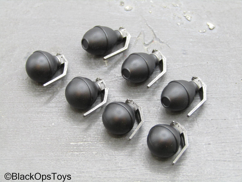 Load image into Gallery viewer, GI Joe - Firefly - Grenade Set
