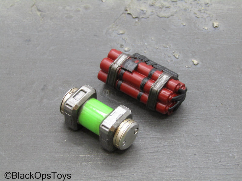 Load image into Gallery viewer, GI Joe - Firefly - Time Bomb &amp; Biochemical Bomb
