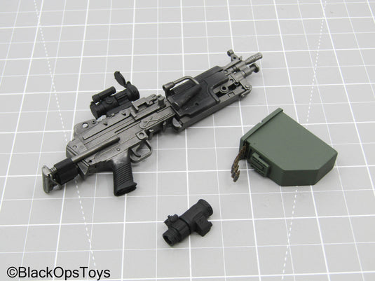 M249 SAW Rifle w/Ammo Box, & Scope Set