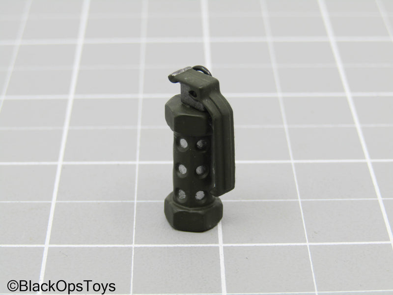Load image into Gallery viewer, M84 Flashbang Stun Grenade
