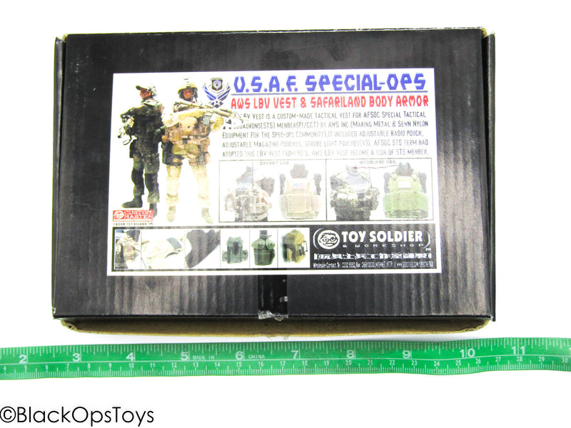 Load image into Gallery viewer, USAF Special Ops Set Woodland Version - MINT IN OPEN BOX
